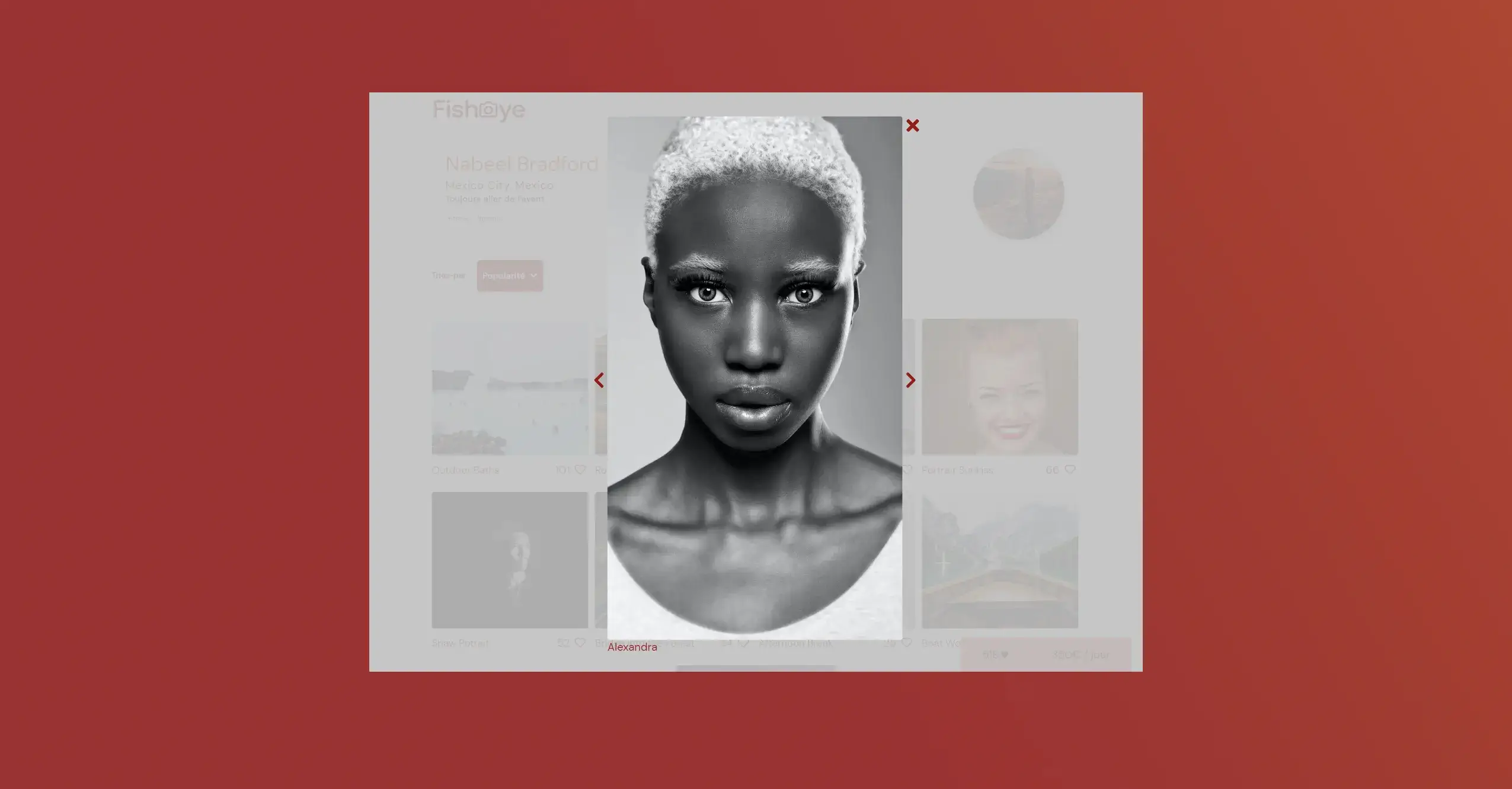 Carrousel - Noir et blanc d'une femme noire - diapositive 3 de 5